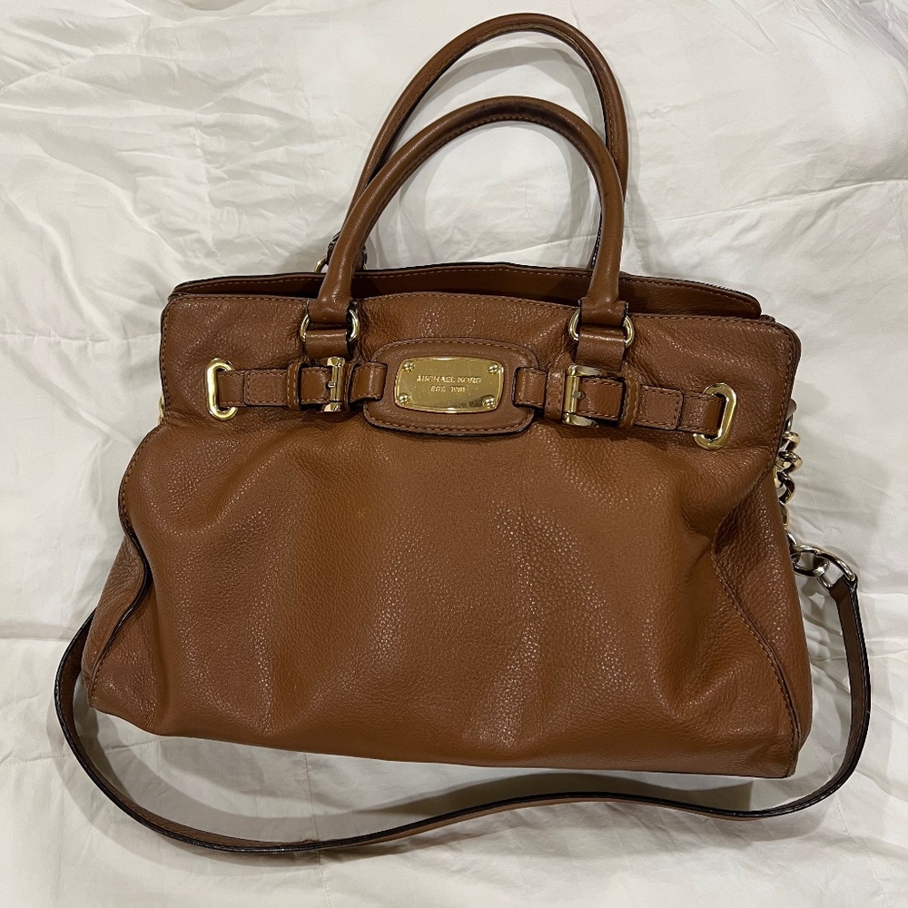 Michael Kors Hamilton Large Chain East West Pebbled Leather Shoulder Bag Purse